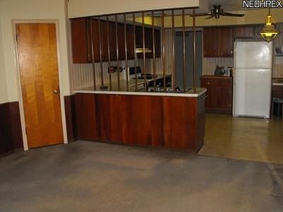 5th image of 1992 Rosewood Dr