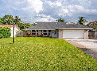 5290 Pine Tree Dr, Delray Beach, FL 33484