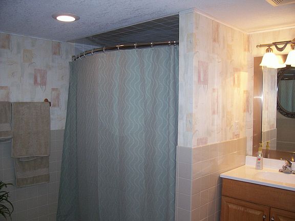 Downstairs Bathroom