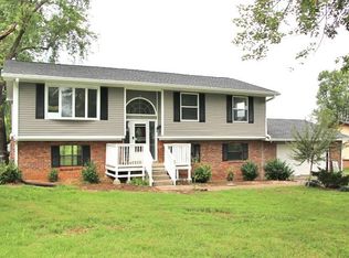 573 Witt Rd, Bowling Green, KY 42101