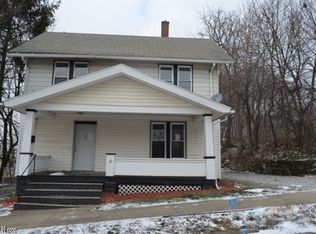 18 Pearl Ave SE, Massillon, OH 44646