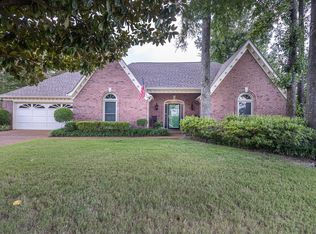 8589 Wood Mills Dr, Cordova, TN 38016