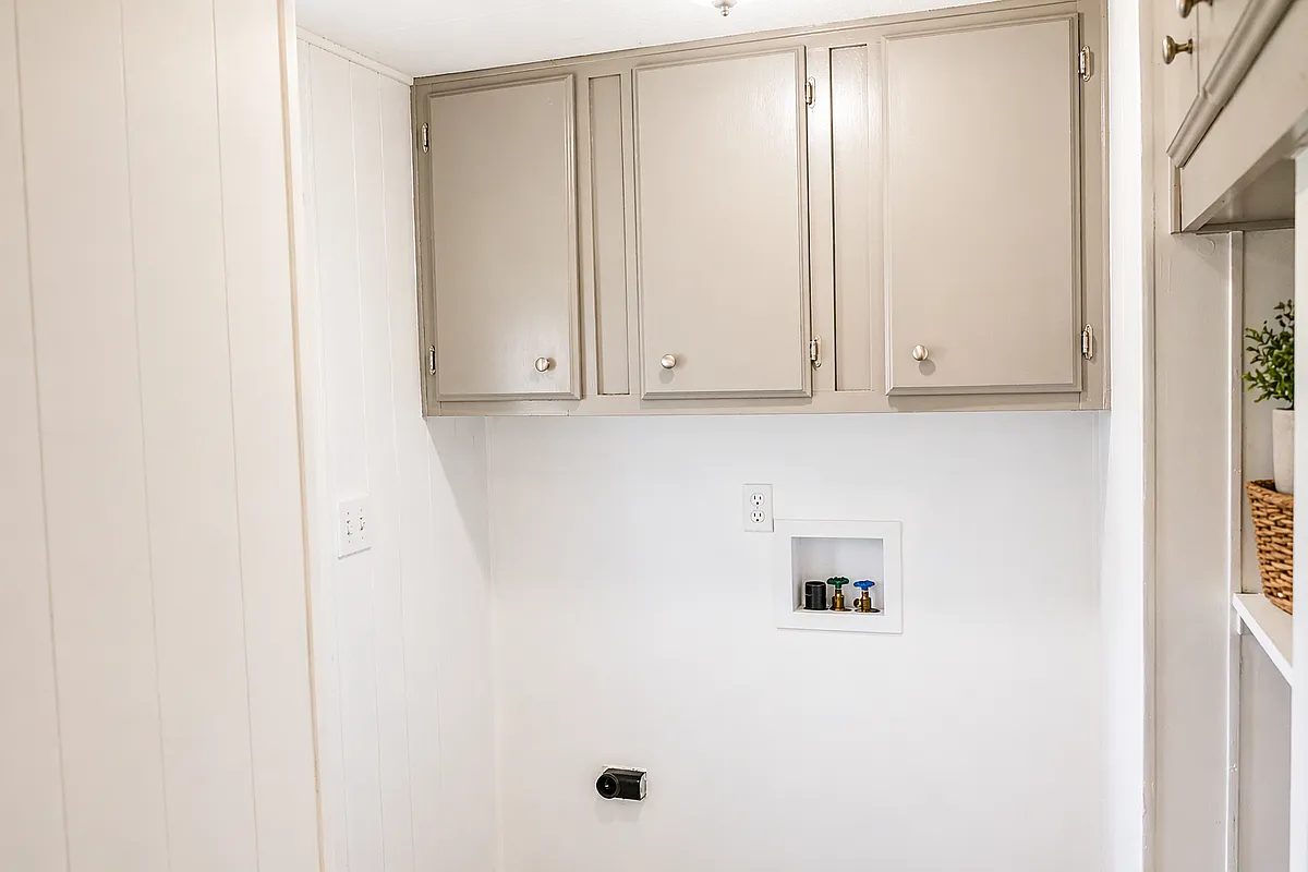 3 bed, 2.0 bath, 1344 sqft, $1,750 — Photo 3