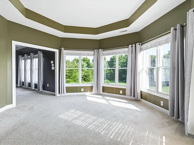 6110 Holter Rd — Photo 34