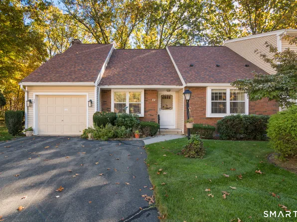 33 The Meadows #33, Enfield, CT 06082