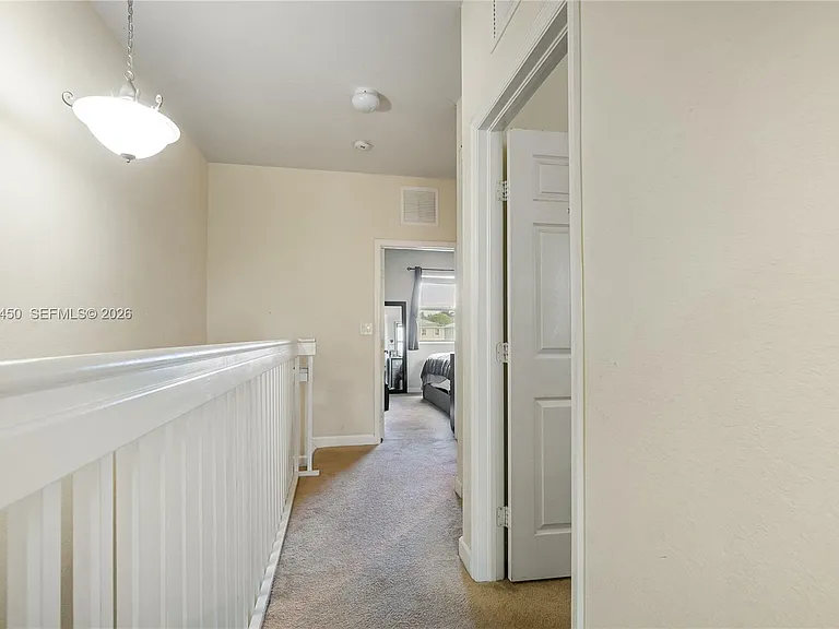 3065 SE 1st Dr #6 — Photo 9