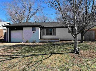 920 S Apache Dr, Wichita, KS 67207