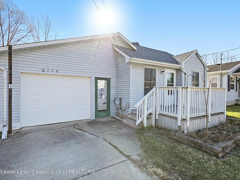 6174 Rutherford Ave — Photo 2