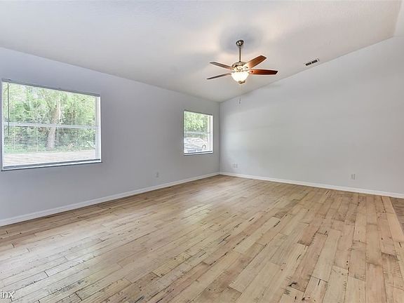 4th image of 1160 7th St