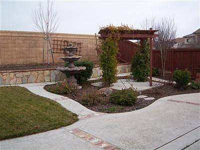 3rd image of 3705 Gresham Ln