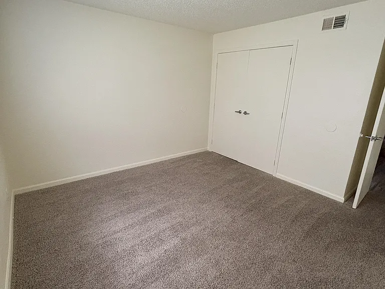 Ridgeview Heights — Photo 26