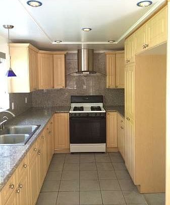 2nd image of 23636 Via Rancho Dr