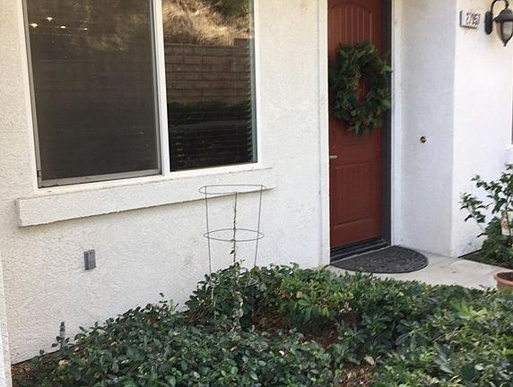 3rd image of 27957 Avalon Dr