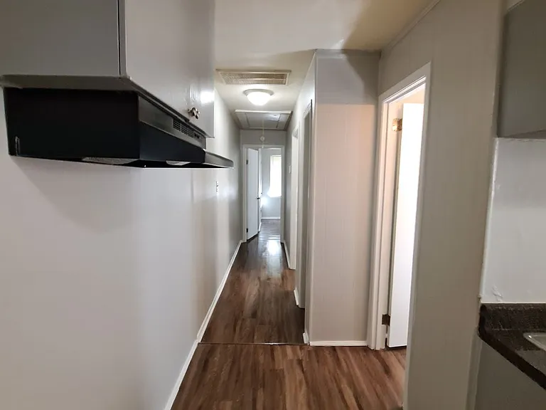 2655 Whitman Ave — Photo 6