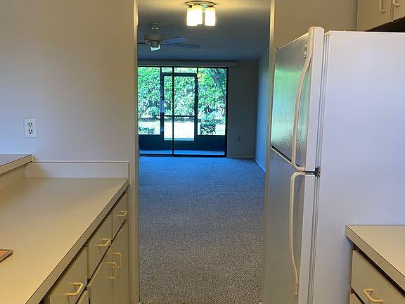 5th image of 935 Capri Isles Blvd APT 51