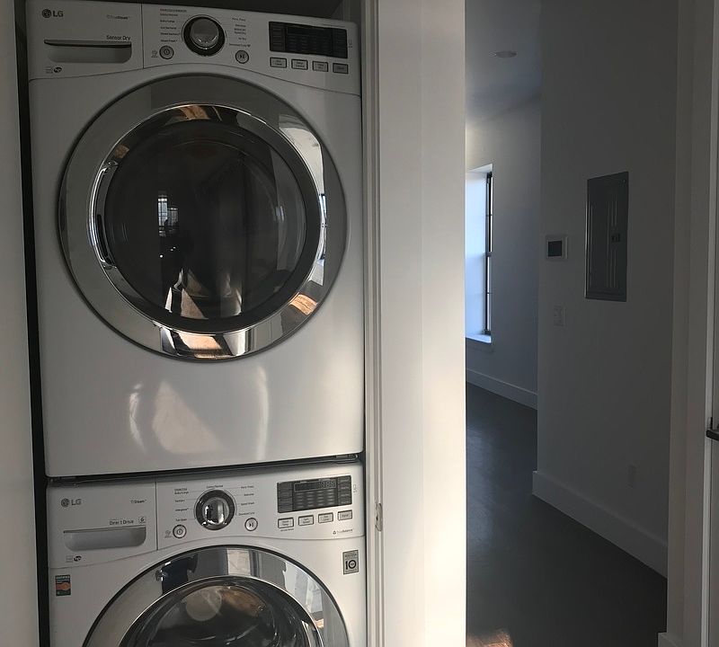 1st image of 703 E 58th St Floor 2