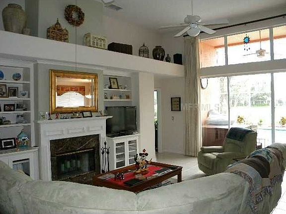 5th image of 1550 The Oaks Blvd