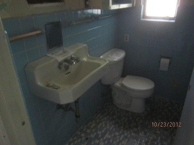 2nd image of 317 Bona Rd
