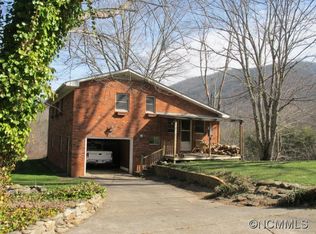 158 Howell Cove Rd, Canton, NC 28716