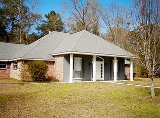 17201 Saint Gertrude Rd, Covington, LA 70435