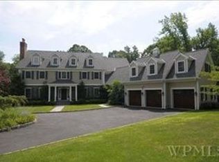 1 Pilgrim Rd, Rye, NY 10580