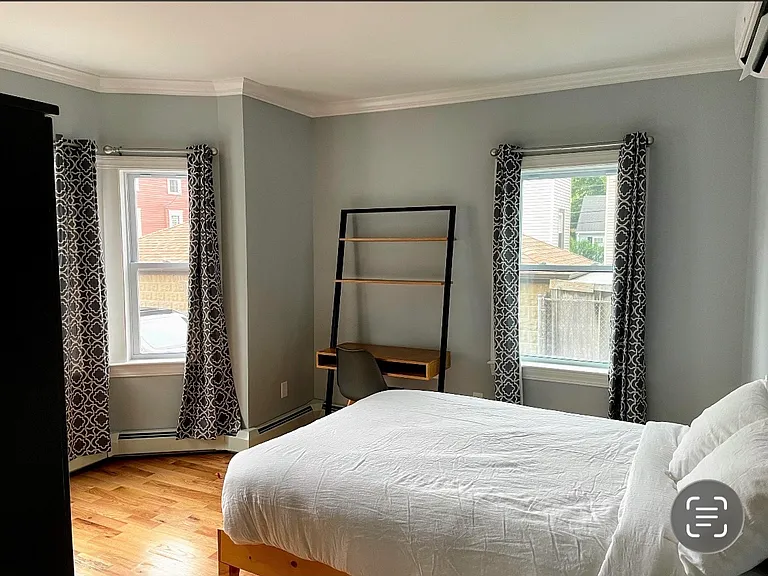 160-162 Transit St — Photo 5