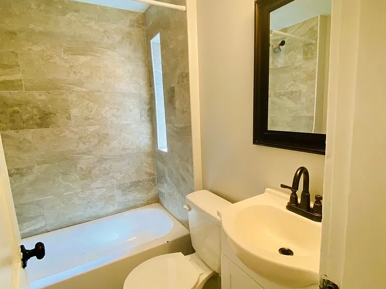 711 Chimborazo Blvd — Photo 32
