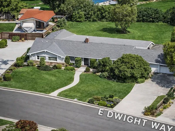 5877 E Dwight Way, Fresno, CA 93727