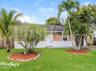 8170 SW 6th Ct, Pompano Beach, FL 33068