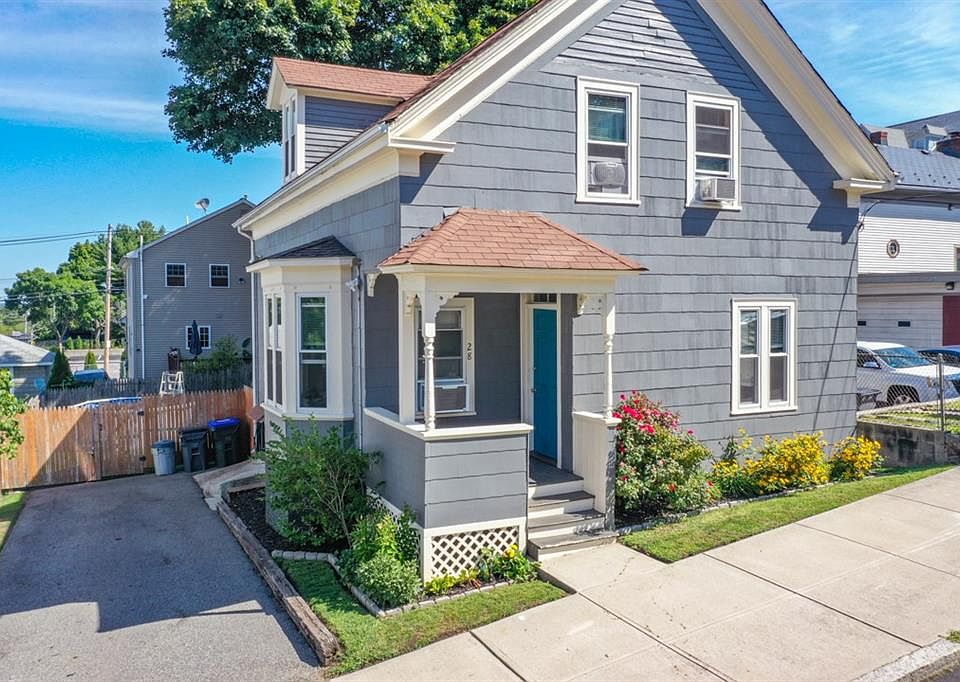 1st image of 28 Woodbine St