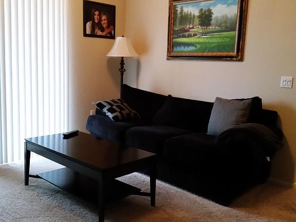 Main Hall/Living Room - 2