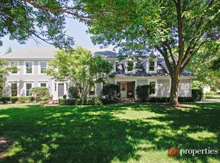 678 Stillwater Ln, Barrington, IL 60010