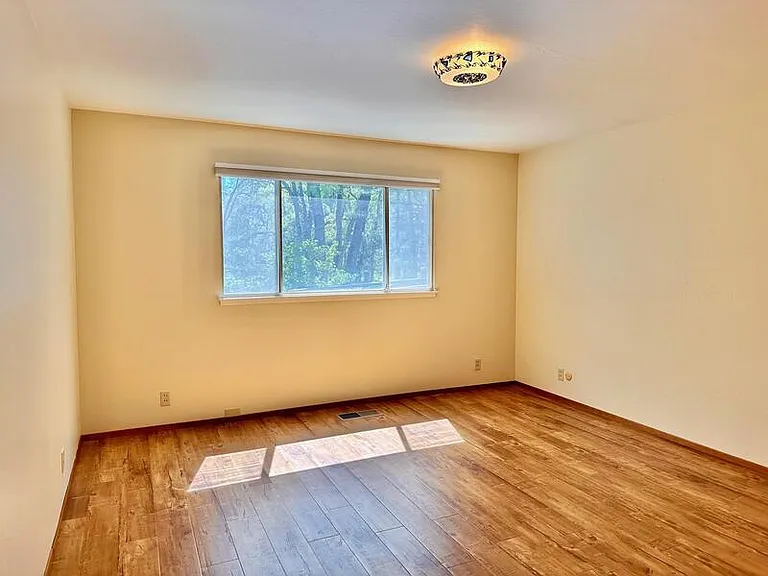 16107 Bitney Springs Rd — Photo 26