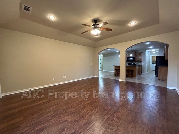 2nd image of 3106 Stonepoint Ave