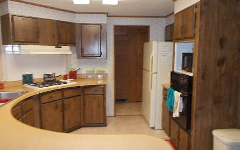 3rd image of 5322 180th St