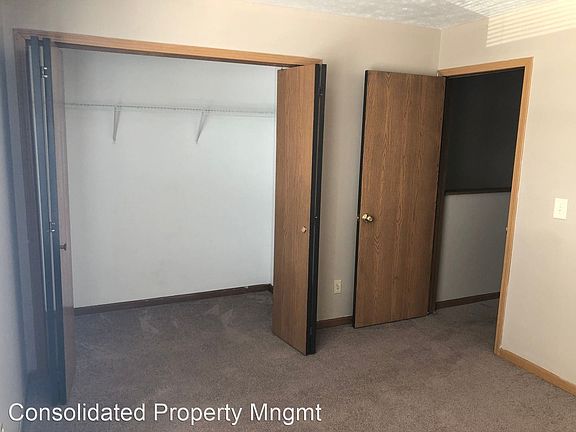 5th image of 3958 Amelia Ave APT 14