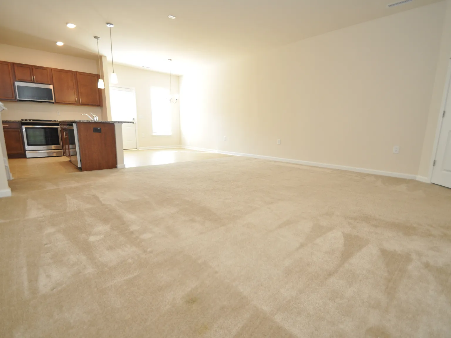 Immaculate Townhome Available Immediately in the Heart of RTP — Photo 4