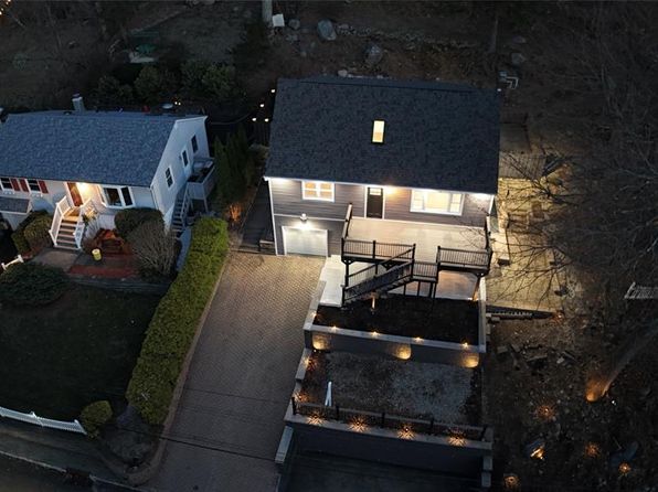 8 Wenonah Ave, Oakland, NJ 07436