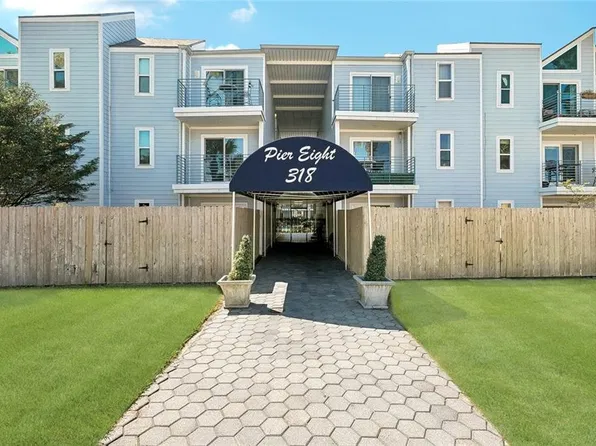 318 Lake Marina Ave APT 111, New Orleans, LA 70124