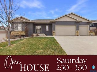 713 N Garnet Cir, Brandon, SD 57005