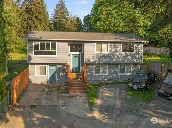 5918 212th Place SW, Mountlake Terrace, WA 98043