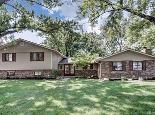 520 Chipplegate Dr, Dayton, OH 45459