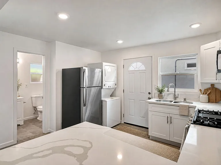 4340 Utah St #100 — Photo 3