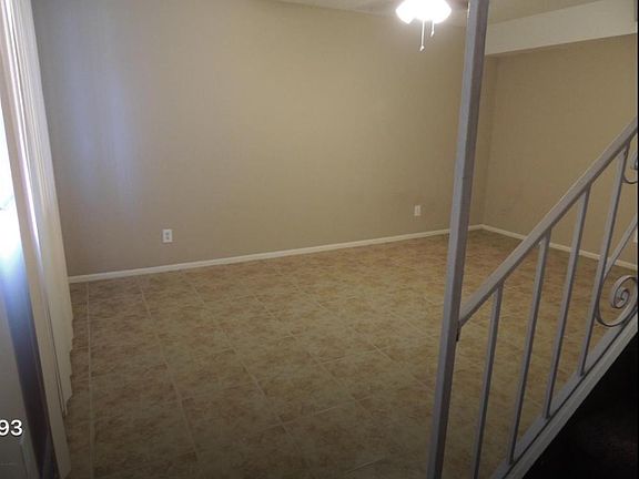 3rd image of 1650 W Denton Ln #114