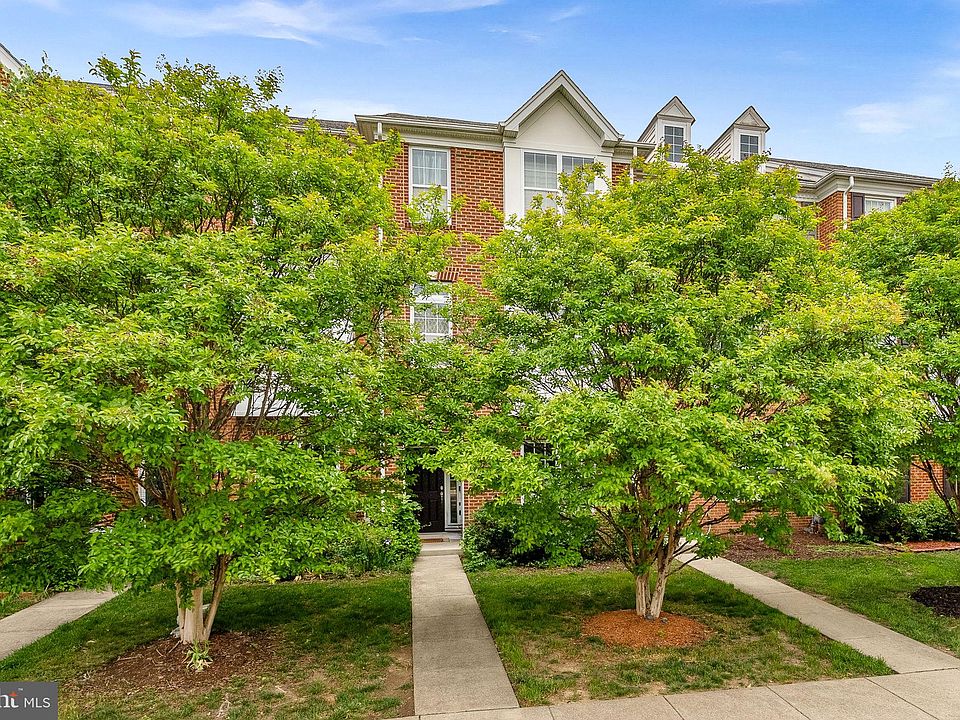 1st image of 23144 Flora Mure Dr