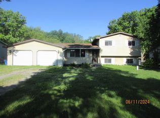 7242 Sharp Rd, Swartz Creek, MI 48473