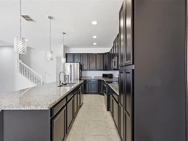 2252 Rush Bay Way — Photo 10