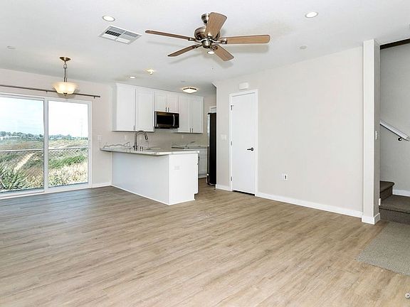 5th image of 6278 Osler St