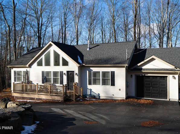 479 N Gate Rd, Lake Ariel, PA 18436