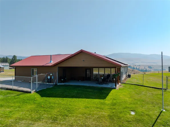 9 Fairway Ct, Plains, MT 59859